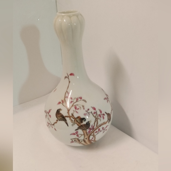RARE Vintage Qianlong Budding Vase, Pastel Porcelain Flowers &Birds, 7.5" ROC